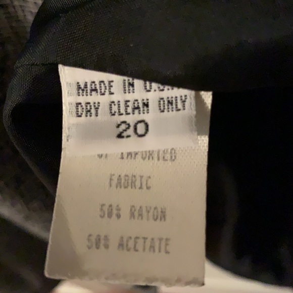 Gianni Woman size 20 gorgeous blazer - Picture 9 of 10